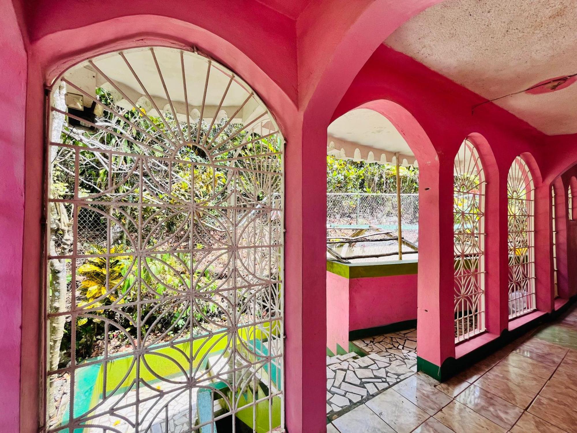 Nine Miles Cultural Hangouts And Tours Stepney Buitenkant foto